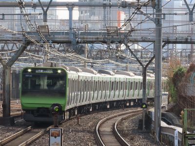 ���闢�w�̎R���